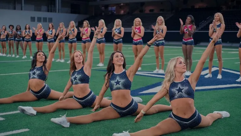 ©Dallas Cowboy Cheerleaders 