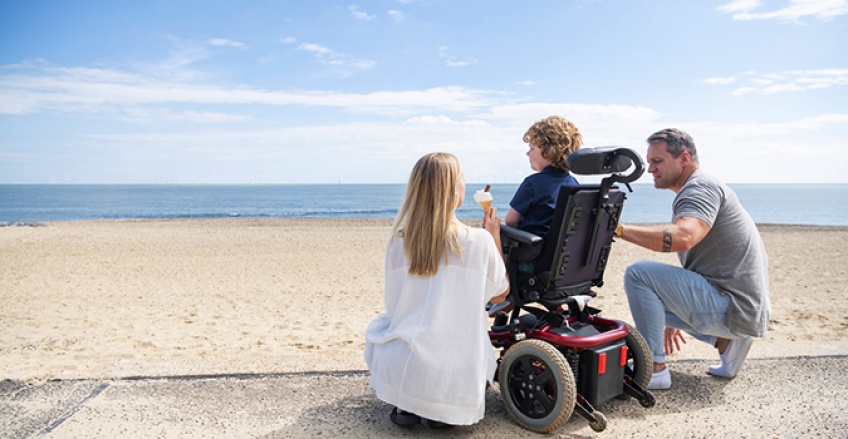 Un Jeune Handicapé Sest Fait Voler Son Siège Roulant à La Plage Et La Cherché Pendant 4 Jours