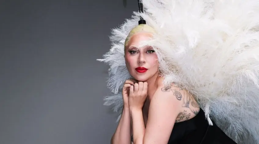 Voici comment l’incroyable makeup des JO de Lady Gaga a été réalisé