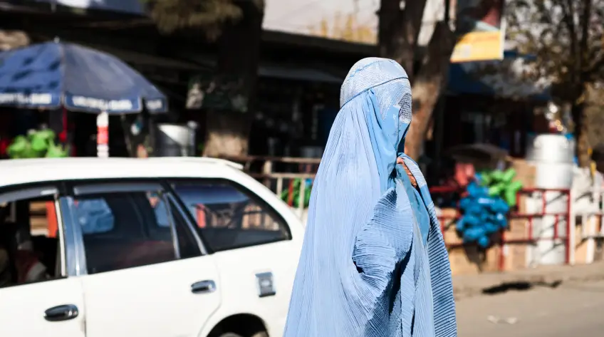 En Afghanistan, les Talibans réduisent désormais les femmes au silence