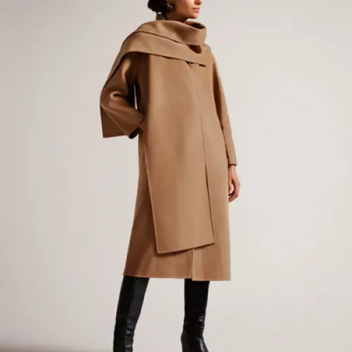 manteau avec echarpe integree