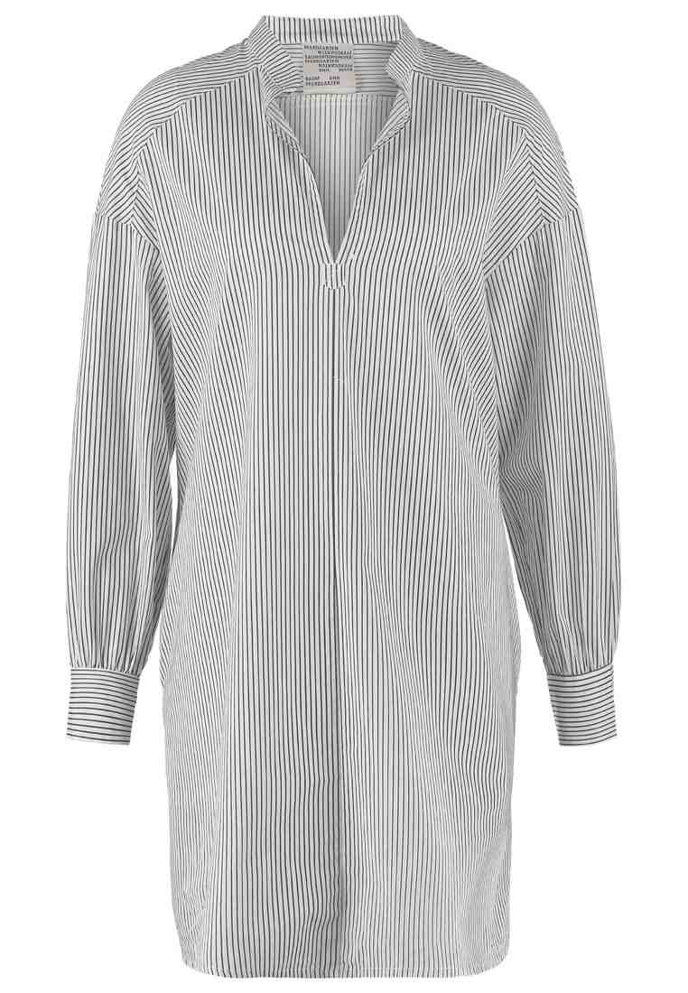 Baum und Pferdgarten - robe chemise (140€)
